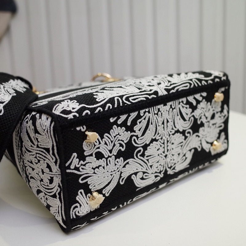 LTB - Luxe Touch Bags - 1229