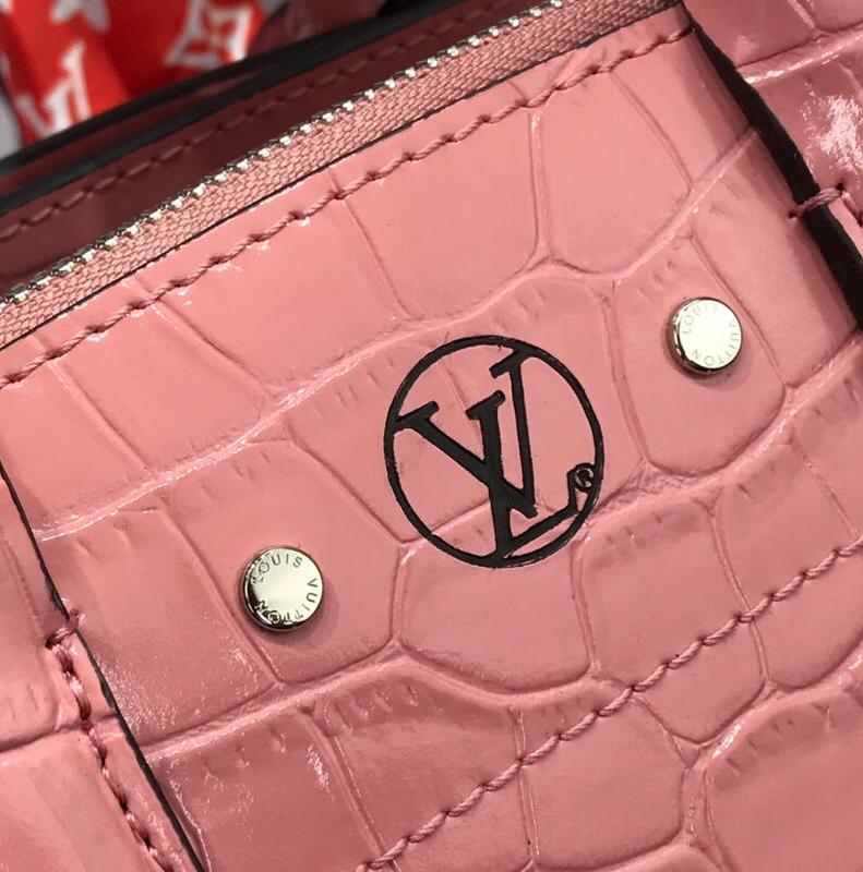Luxe Touch Bags -   2686