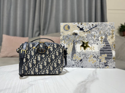 LTB - Luxe Touch Bags - 2027