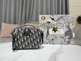 LTB - Luxe Touch Bags - 2027