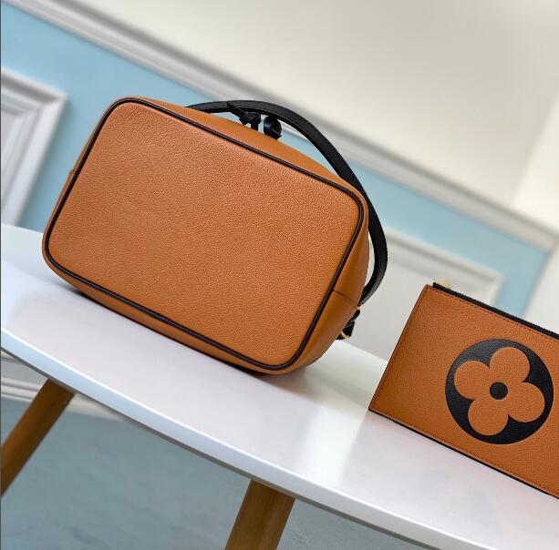 Luxe Touch Bags -   2660