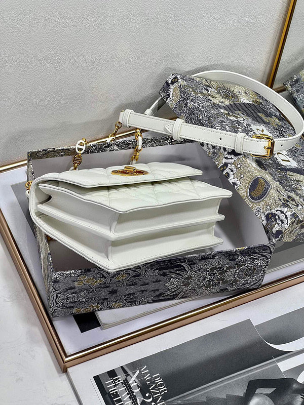 LTB - Luxe Touch Bags - 391