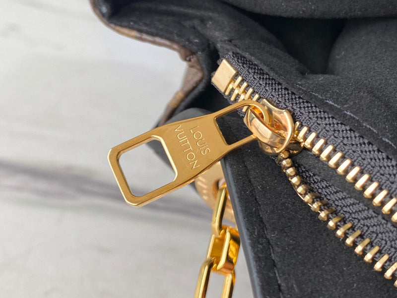 Fashion Luxe Touch bags - 5066