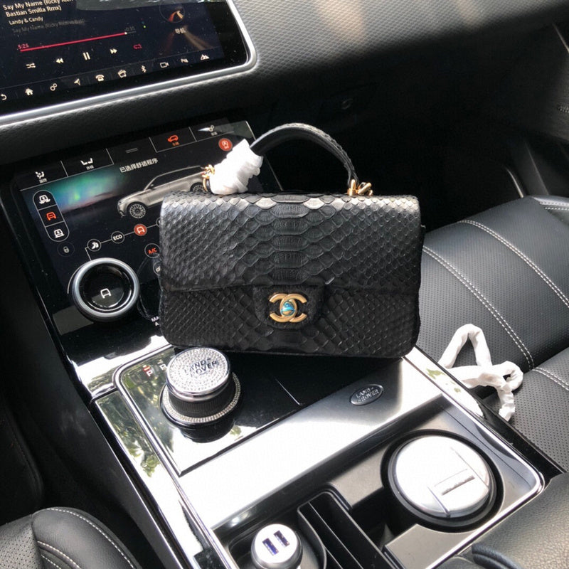 Luxe Touch Bags 

 -  Bags - 2951