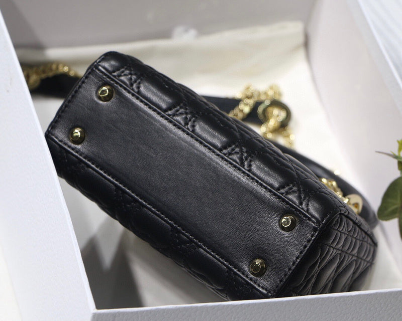 LTB - Luxe Touch Bags - 1574