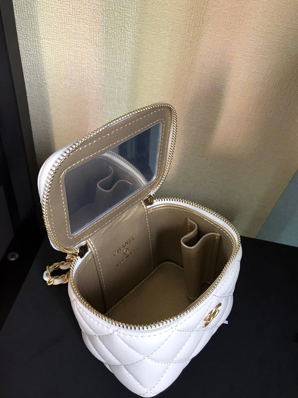 Luxe Touch Bags 

 -  Bags - 3284