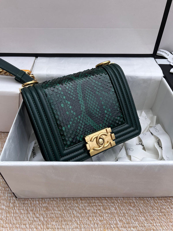 Luxe Touch Bags 

 -  Bags - 3401