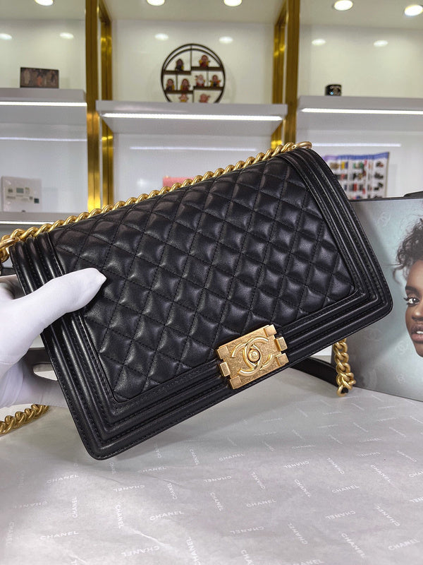 Luxe Touch Bags 

 -  Bags - 3366