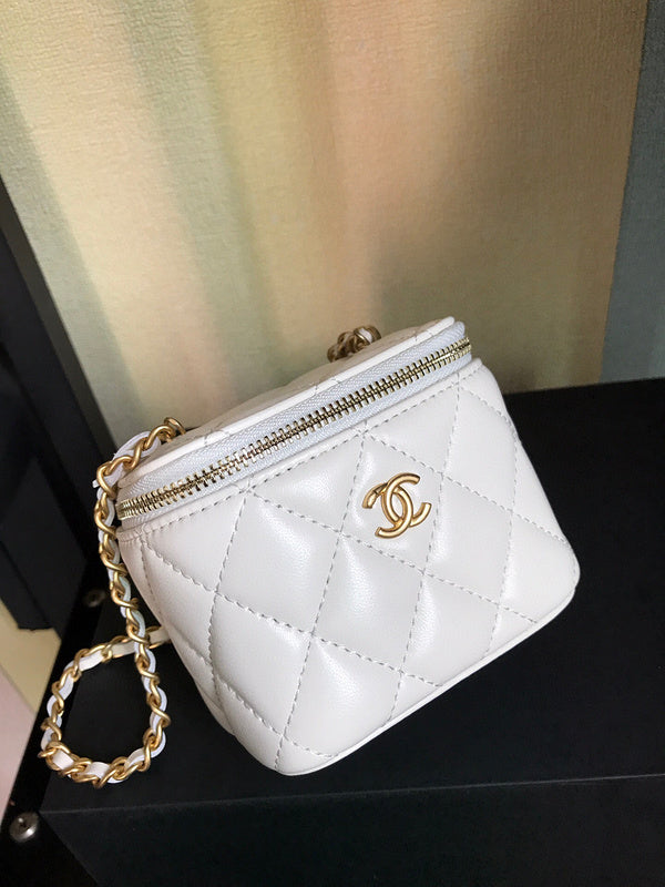 Luxe Touch Bags 

 -  Bags - 3284