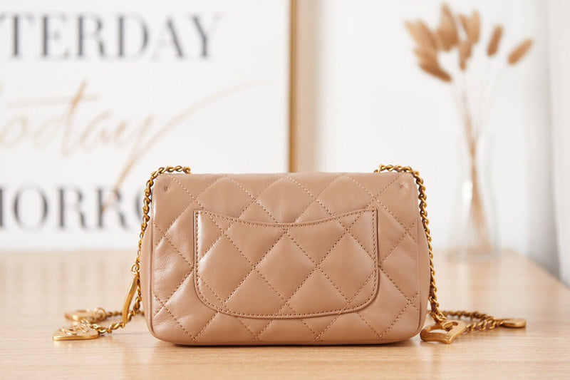Luxe Touch Bags 

 -  Bags - 2950
