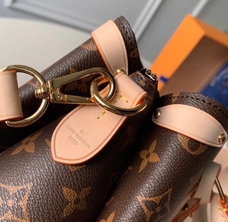 Luxe Touch Bags -   3042