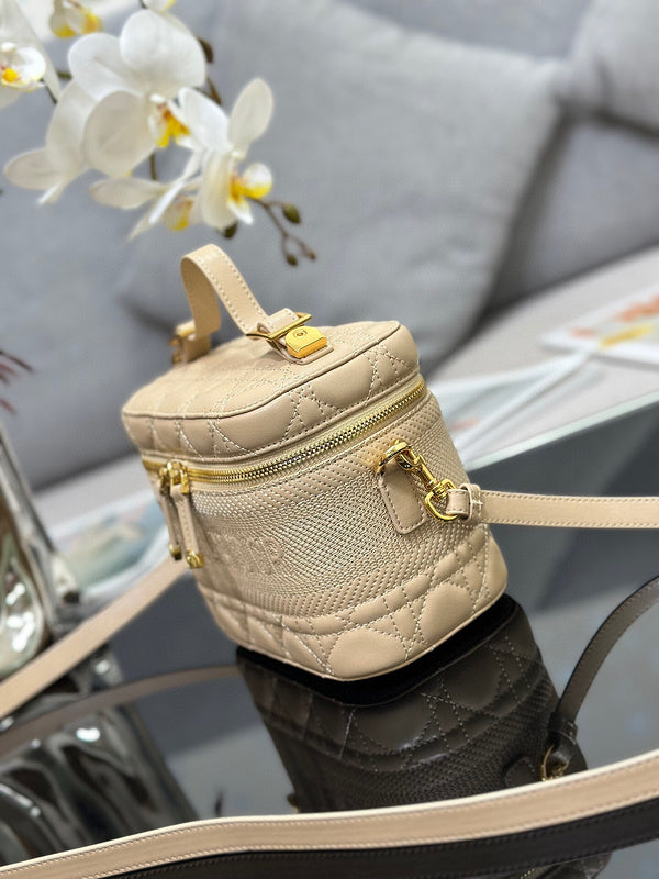 LTB - Luxe Touch Bags - 066