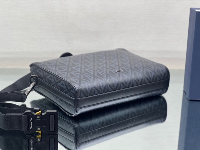 LTB - Luxe Touch Bags - 1568