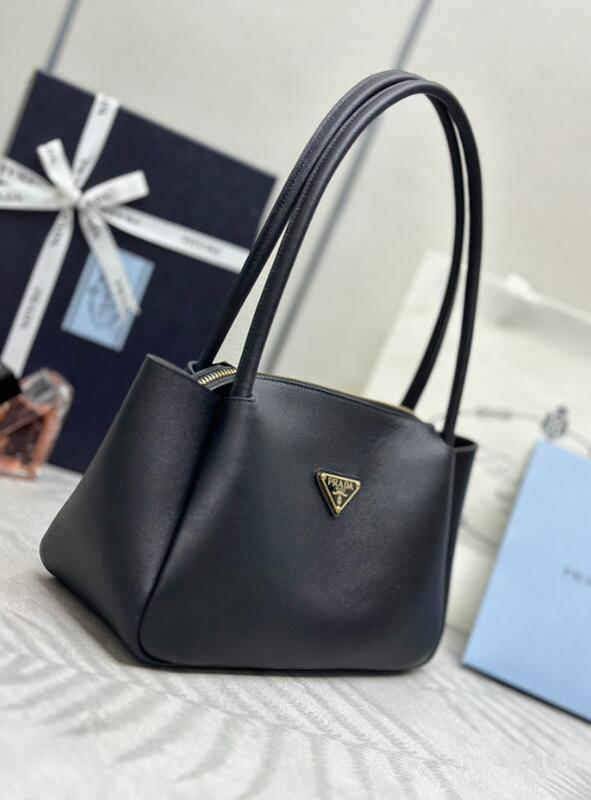Luxe Touch Bags 

 - PD Bags - 048