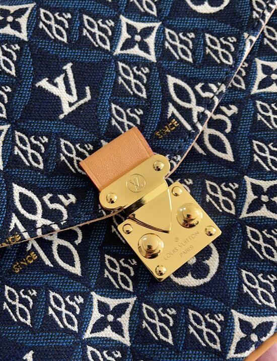 Luxe Touch Bags -   2533