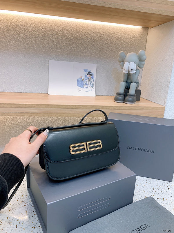 Luxe Touch Fashion - BGA Bags - 1610