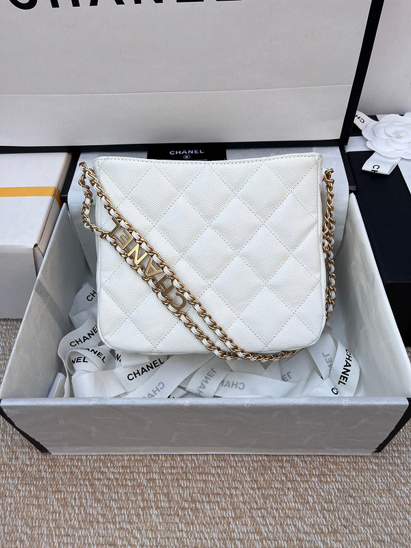 Luxe Touch Bags 

 -  Bags - 3080