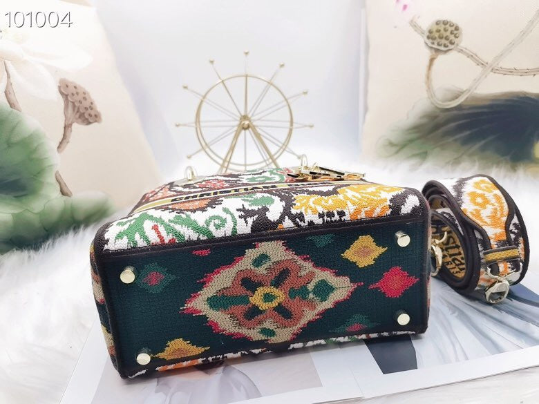 LTB - Luxe Touch Bags - 087