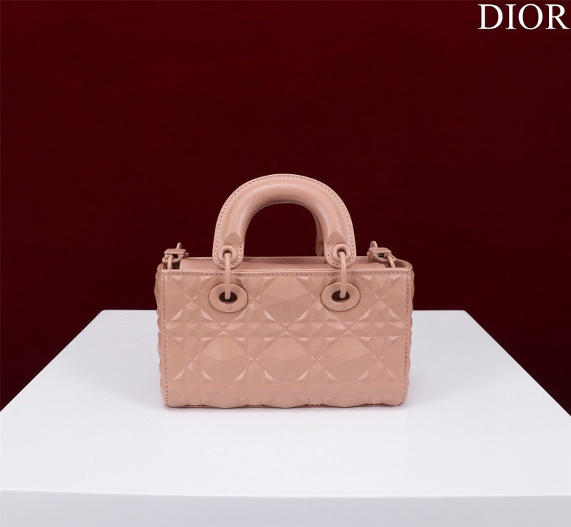 LTB - Luxe Touch Bags - 1672