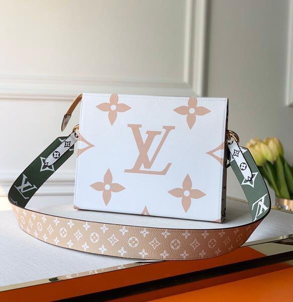 Luxe Touch Bags -   3083