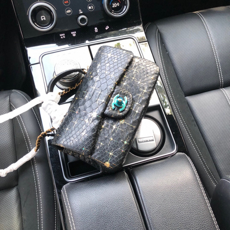 Luxe Touch Bags 

 -  Bags - 2952