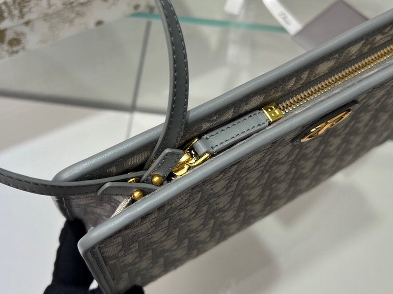 LTB - Luxe Touch Bags - 589