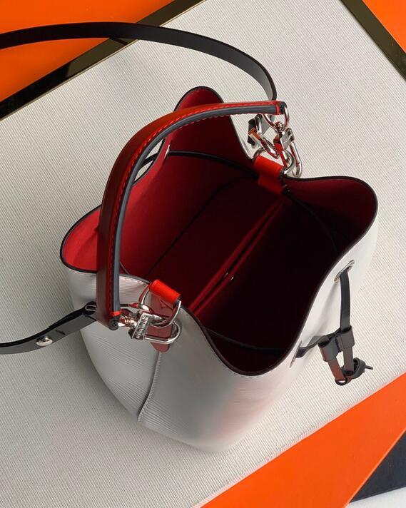 Luxe Touch Bags -   3148