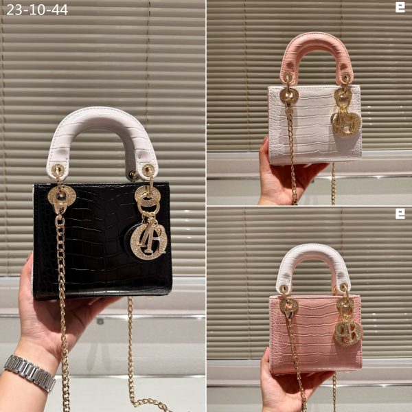 Luxe Touch LADY DIOR MICRO BAG PINK 17CM
