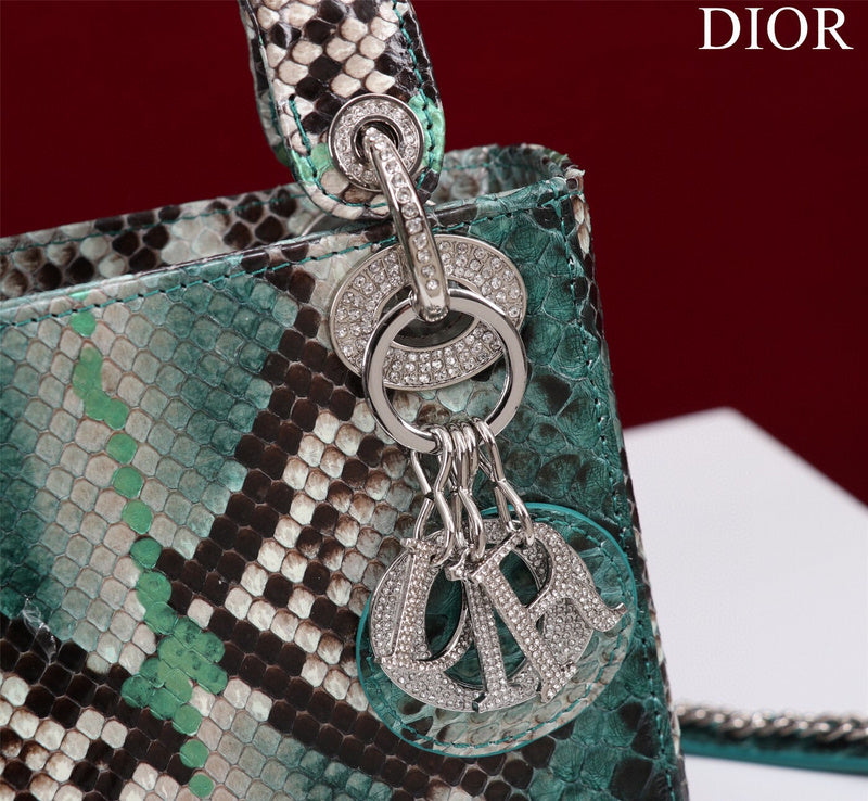 LTB - Luxe Touch Bags - 1685