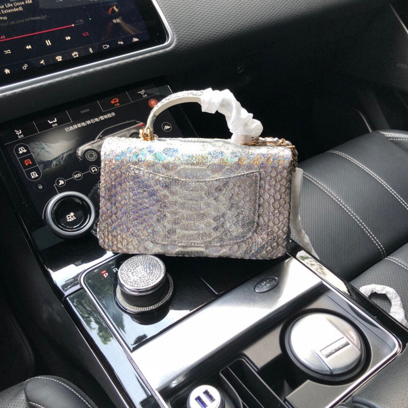 Luxe Touch Bags 

 -  Bags - 2955