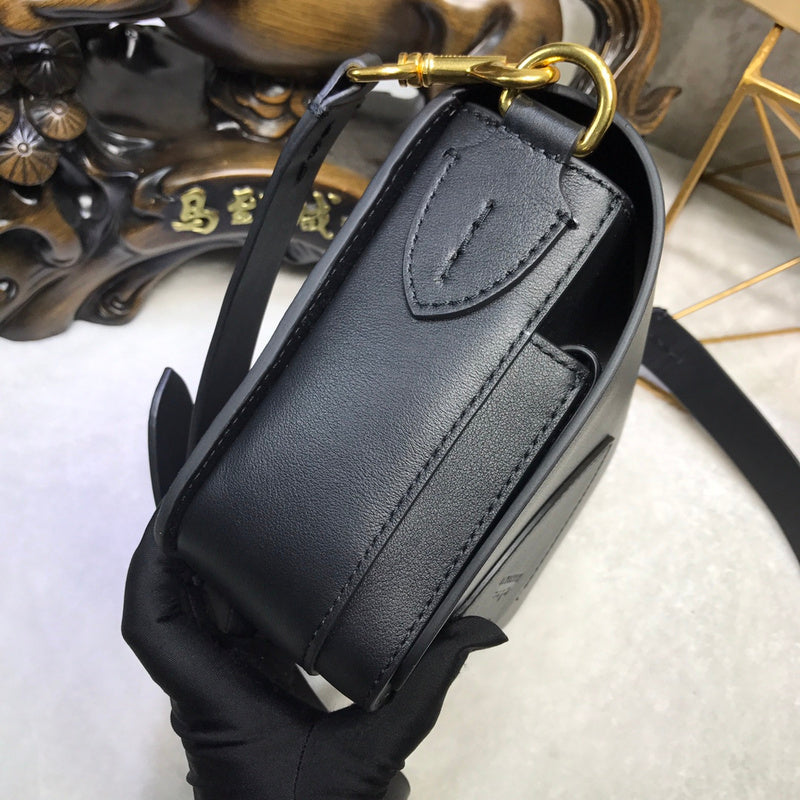 Luxe Touch Bags Fashion -BBR Bags - 1004