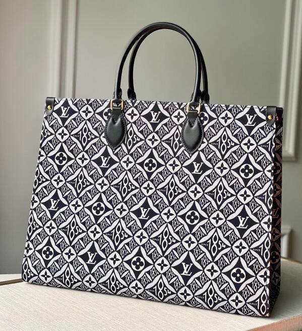 Luxe Touch Bags -   3119