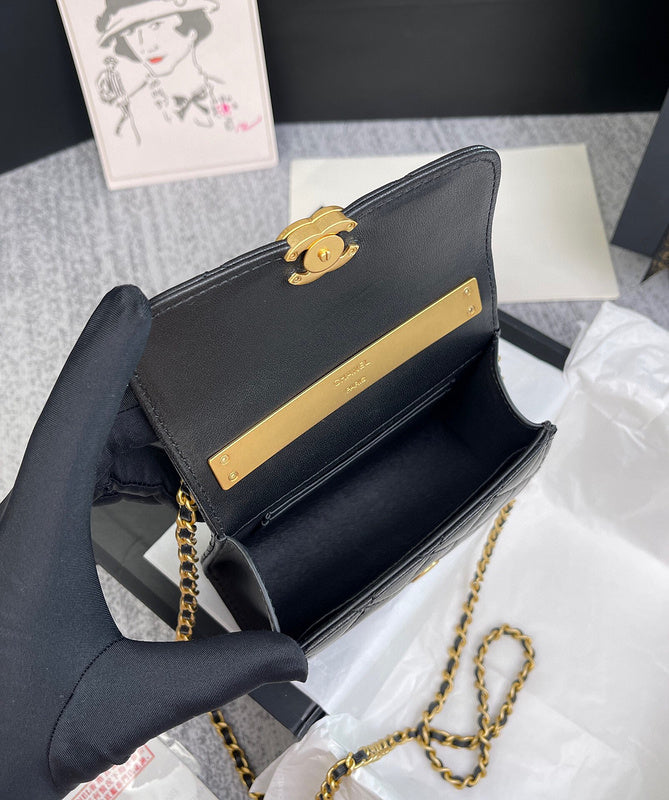 Luxe Touch Bags 

 -  Bags - 2940