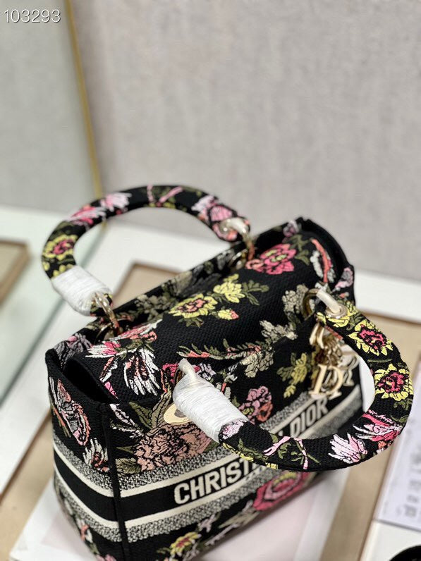 LTB - Luxe Touch Bags - 065