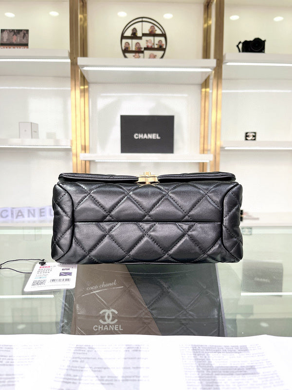 Luxe Touch Bags 

 -  Bags - 3021
