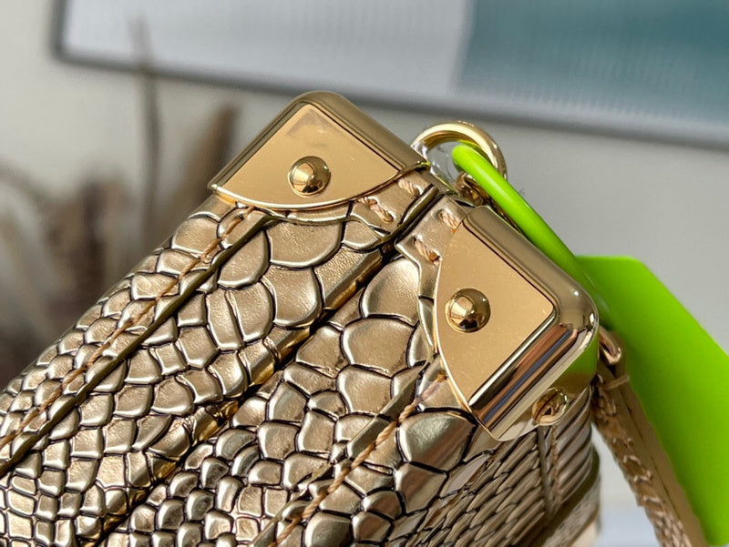 Fashion Luxe Touch bags - 4971