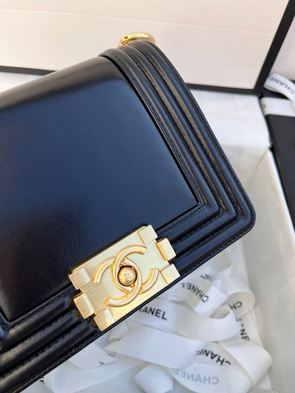 Luxe Touch Bags 

 -  Bags - 3416