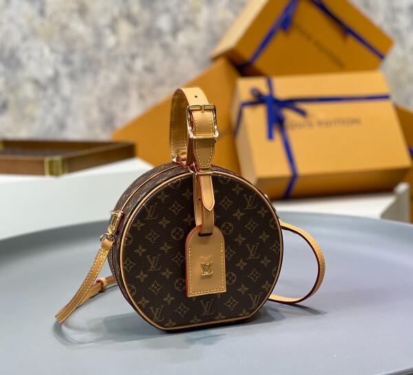 Luxe Touch Bags -   2228
