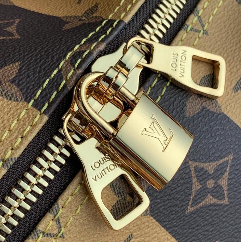 Luxe Touch Bags -   2313