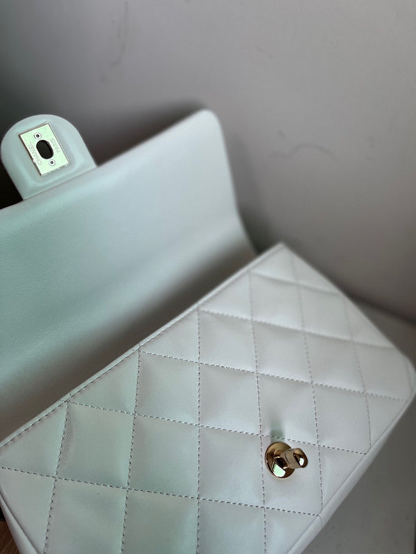 Luxe Touch Bags 

 -  Bags - 2704