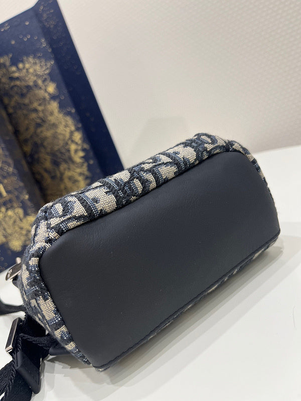 LTB - Luxe Touch Bags - 352