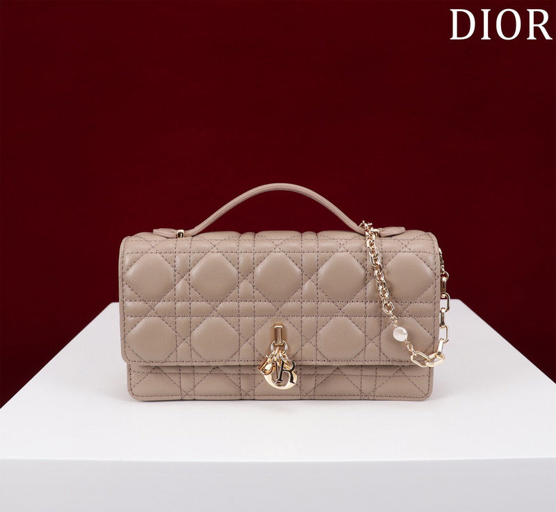 LTB - Luxe Touch Bags - 767