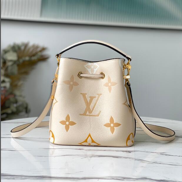 Luxe Touch Bags -   2470