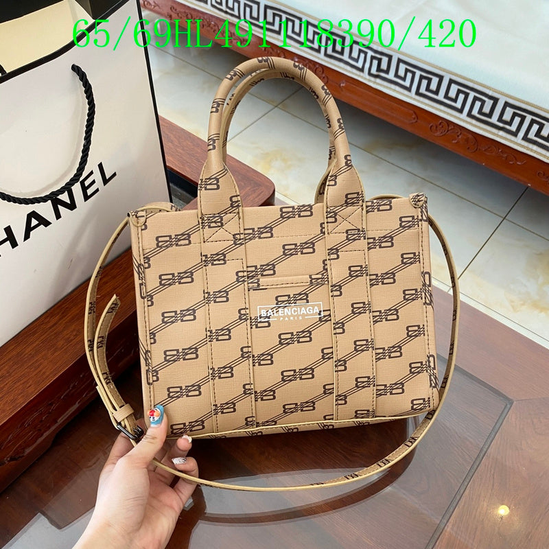 Luxe Touch Fashion - BGA Bags - 1996