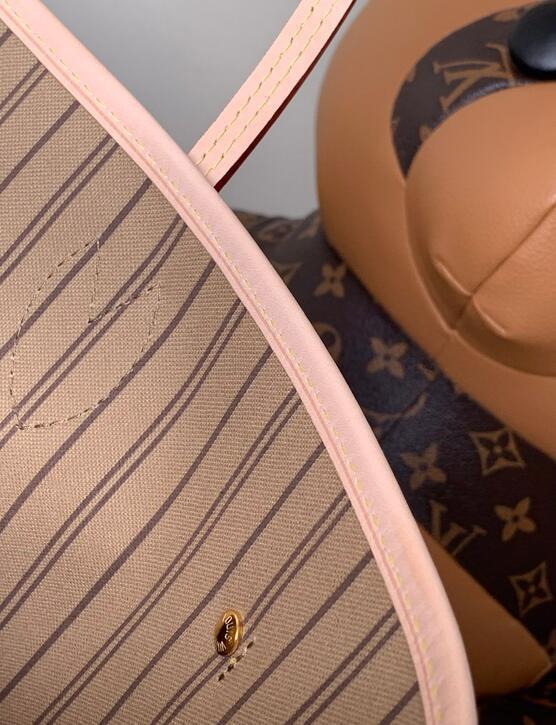 Luxe Touch Bags -   2522