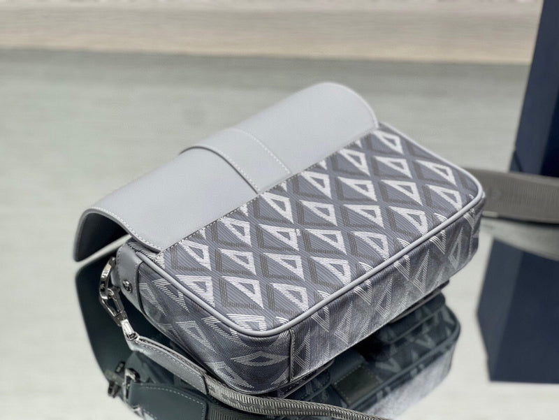 LTB - Luxe Touch Bags - 1618
