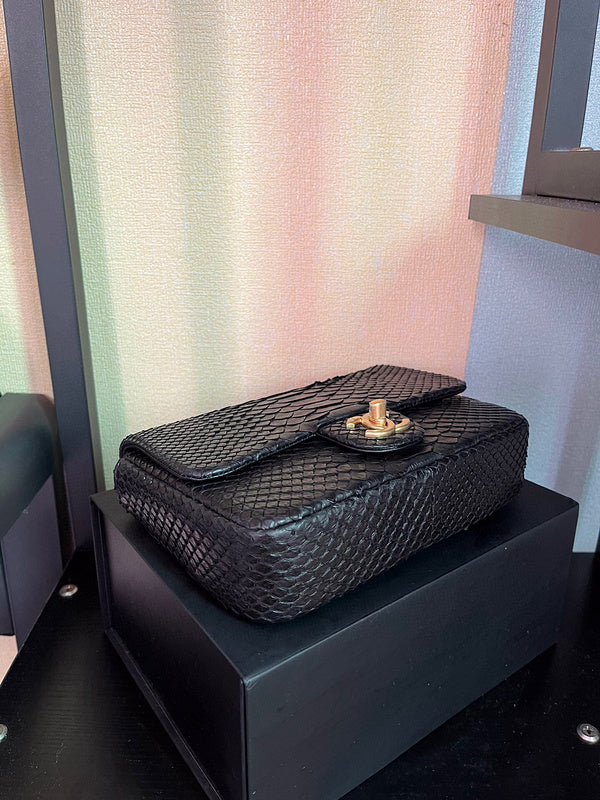 Luxe Touch Bags 

 -  Bags - 3116