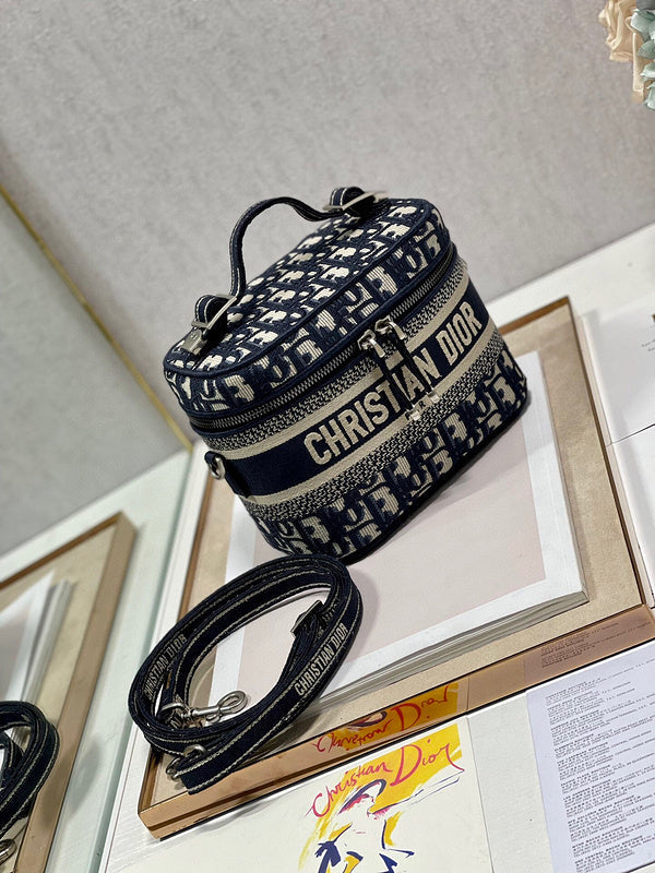 LTB - Luxe Touch Bags - 1938