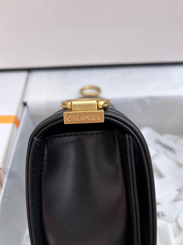 Luxe Touch Bags 

 -  Bags - 3420