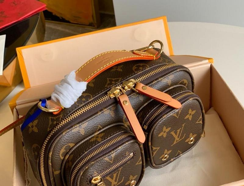 Luxe Touch Bags -   2629